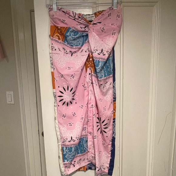 Skirt - Picture 3 of 5